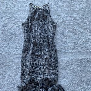 😎 2/$20 H&M Maxi Dress